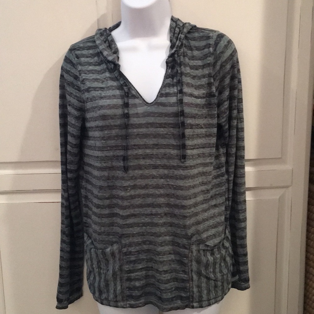 Threads 4 thought Long sleeve top